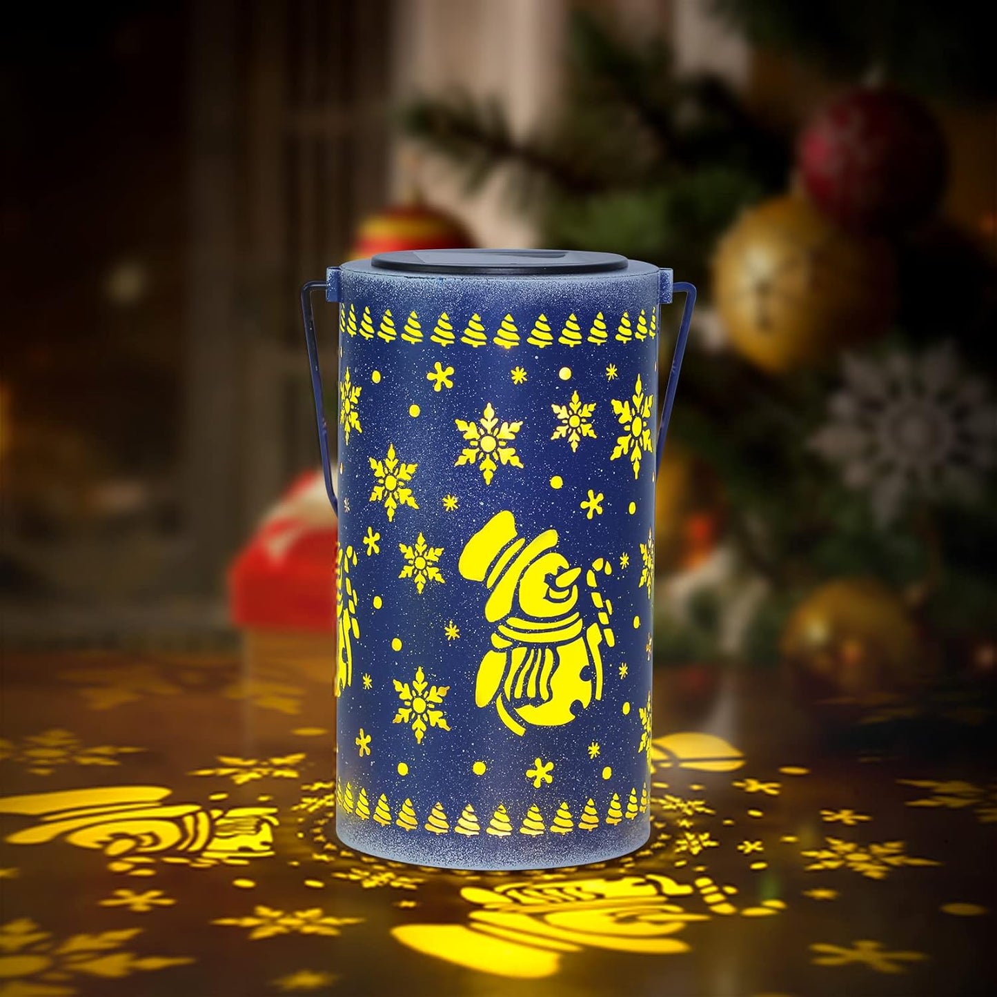 Outdoor Christmas Lantern Hanging, Christmas Snow Globe Christmas Solar Lantern Lights Christmas Decorations, Snowman Christmas Lantern Table Light Decor for Yard, Garden, Blue